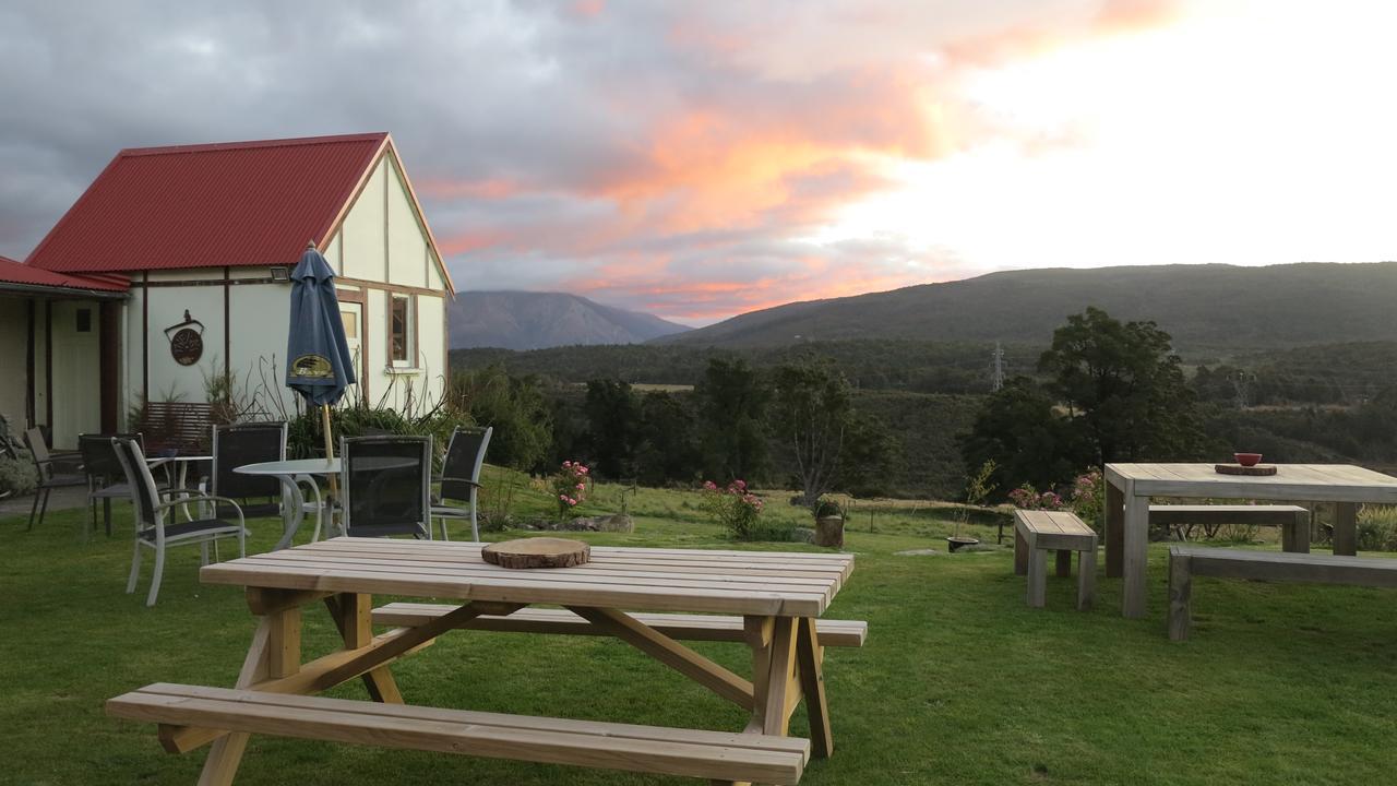 Tophouse Mountainview Cottages Saint Arnaud Bagian luar foto